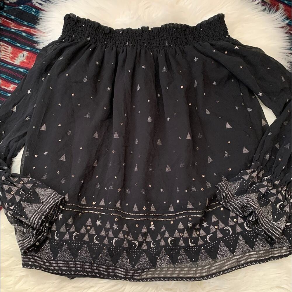 Joie off the Shoulder 100% Silk Celestial Black Ruched Blouse Top sz XS - Picture 8 of 8